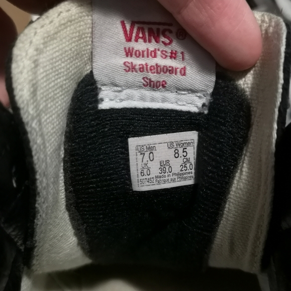 UNISEX High Top Vans - Picture 4 of 5